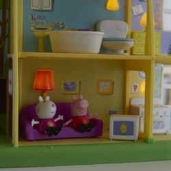 Peppa Pig Peppa's Playtime to Bedtime House Lights Sounds George Suzy Figure Toy